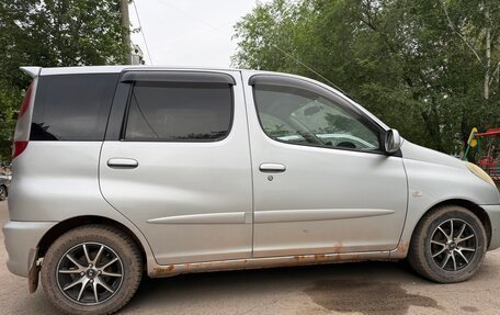 Toyota FunCargo, 2000 год, 200 000 рублей, 16 фотография