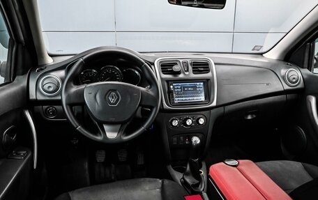 Renault Logan II, 2016 год, 569 000 рублей, 6 фотография