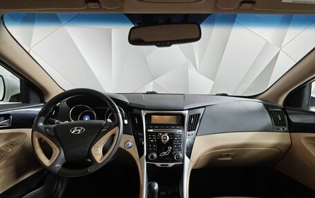 Hyundai Sonata VI, 2011 год, 1 279 000 рублей, 13 фотография