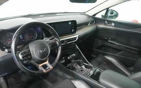 KIA K5, 2021 год, 2 389 000 рублей, 9 фотография