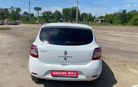 Renault Sandero II рестайлинг, 2015 год, 660 000 рублей, 5 фотография