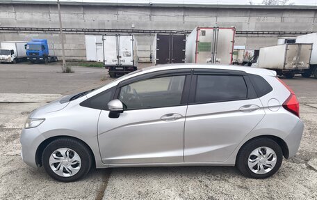 Honda Fit III, 2014 год, 790 000 рублей, 6 фотография