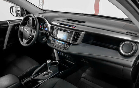 Toyota RAV4, 2014 год, 1 950 000 рублей, 10 фотография