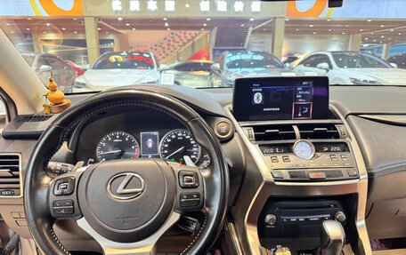 Lexus NX I, 2021 год, 2 506 000 рублей, 10 фотография