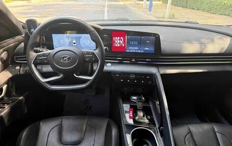Hyundai Elantra, 2022 год, 1 283 400 рублей, 7 фотография