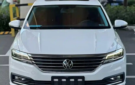 Volkswagen Lavida, 2022 год, 1 126 632 рублей, 2 фотография