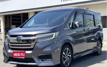 Honda Stepwgn IV, 2021 год, 1 880 000 рублей, 4 фотография