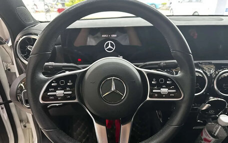 Mercedes-Benz A-Класс, 2023 год, 1 899 999 рублей, 8 фотография