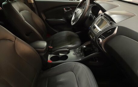 Hyundai ix35 I рестайлинг, 2011 год, 1 299 000 рублей, 13 фотография