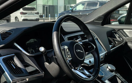 Jaguar I-Pace I, 2018 год, 3 247 000 рублей, 14 фотография
