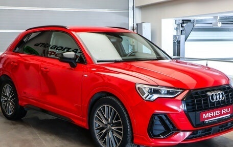 Audi Q3, 2019 год, 3 175 000 рублей, 3 фотография