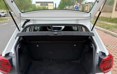 Volkswagen Polo, 2022 год, 1 000 222 рублей, 9 фотография
