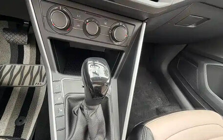 Volkswagen Polo, 2022 год, 1 000 222 рублей, 13 фотография