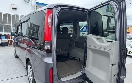 Honda Stepwgn IV, 2015 год, 1 500 000 рублей, 13 фотография