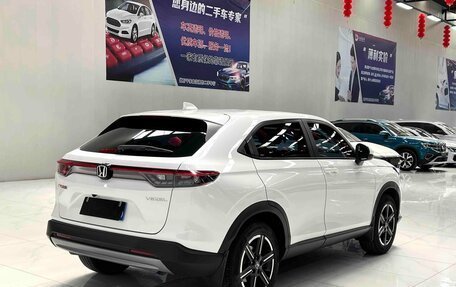 Honda Vezel, 2023 год, 1 780 000 рублей, 4 фотография