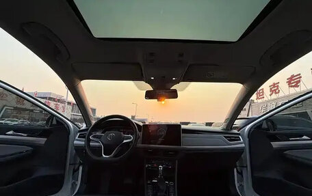 Volkswagen Bora, 2023 год, 1 290 000 рублей, 14 фотография