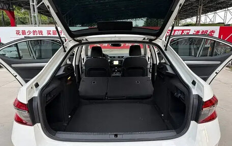 Skoda Superb III рестайлинг, 2022 год, 1 620 000 рублей, 15 фотография