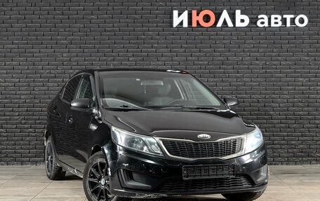 KIA Rio III рестайлинг, 2013 год, 600 000 рублей, 2 фотография