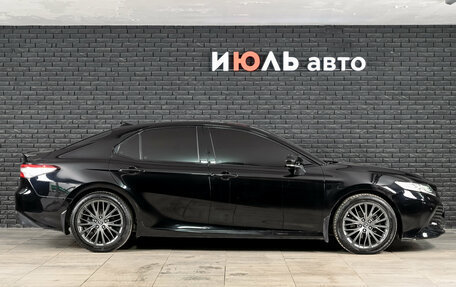 Toyota Camry, 2018 год, 2 760 000 рублей, 9 фотография