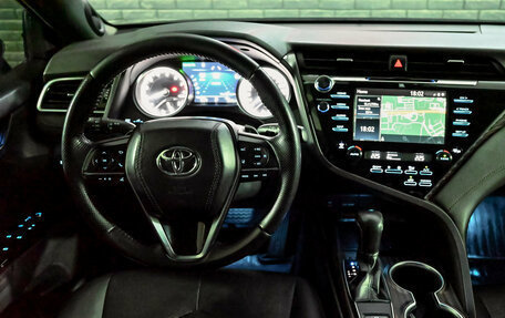 Toyota Camry, 2018 год, 2 760 000 рублей, 19 фотография