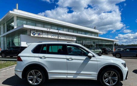 Volkswagen Tiguan II, 2018 год, 2 777 000 рублей, 4 фотография