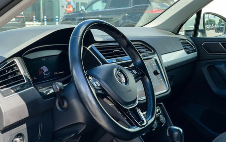 Volkswagen Tiguan II, 2018 год, 2 777 000 рублей, 14 фотография