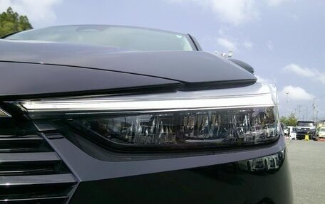 Honda Vezel, 2022 год, 1 800 000 рублей, 7 фотография