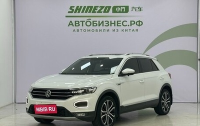 Volkswagen T-Roc I, 2021 год, 1 820 000 рублей, 1 фотография