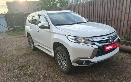 Mitsubishi Pajero Sport III рестайлинг, 2019 год, 2 400 000 рублей, 1 фотография