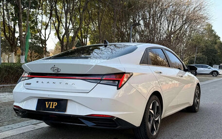 Hyundai Elantra, 2022 год, 1 248 000 рублей, 4 фотография