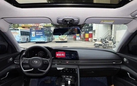 Hyundai Elantra, 2022 год, 1 237 000 рублей, 10 фотография