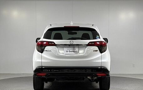 Honda Vezel, 2020 год, 1 700 000 рублей, 5 фотография