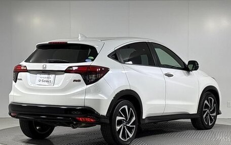Honda Vezel, 2020 год, 1 700 000 рублей, 4 фотография