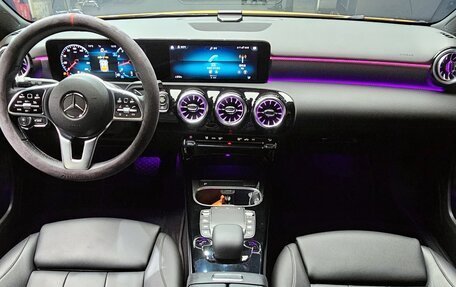 Mercedes-Benz A-Класс, 2022 год, 3 450 000 рублей, 7 фотография