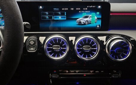 Mercedes-Benz A-Класс, 2022 год, 3 450 000 рублей, 12 фотография