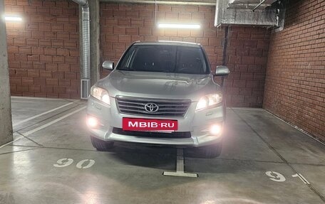 Toyota RAV4, 2012 год, 1 499 000 рублей, 2 фотография