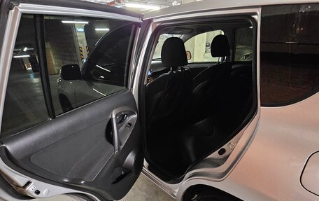 Toyota RAV4, 2012 год, 1 499 000 рублей, 12 фотография