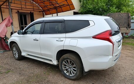 Mitsubishi Pajero Sport III рестайлинг, 2019 год, 2 400 000 рублей, 3 фотография