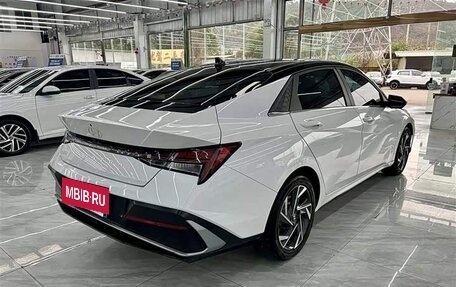 Hyundai Elantra, 2023 год, 1 510 000 рублей, 4 фотография