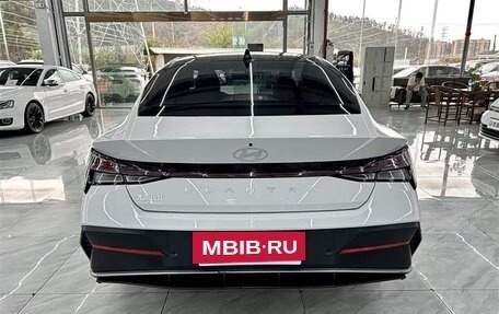 Hyundai Elantra, 2023 год, 1 510 000 рублей, 5 фотография