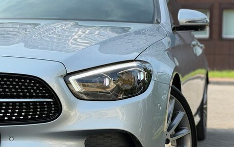 Mercedes-Benz E-Класс, 2022 год, 6 350 000 рублей, 3 фотография