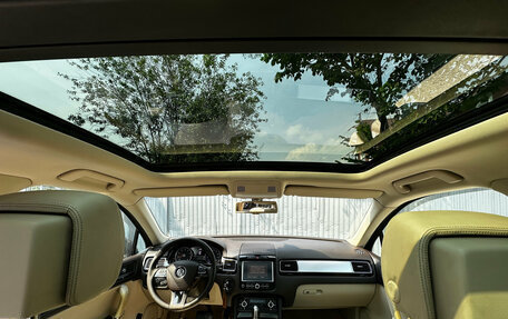 Volkswagen Touareg III, 2010 год, 1 680 000 рублей, 18 фотография