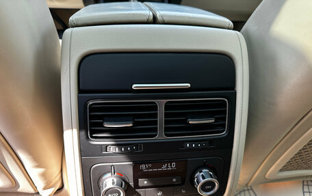 Volkswagen Touareg III, 2010 год, 1 680 000 рублей, 17 фотография