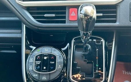 Toyota Esquire I, 2020 год, 2 160 000 рублей, 13 фотография