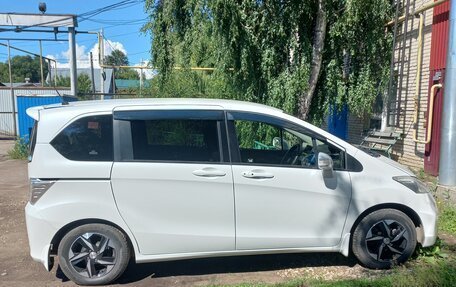 Honda Freed I, 2012 год, 1 130 000 рублей, 2 фотография