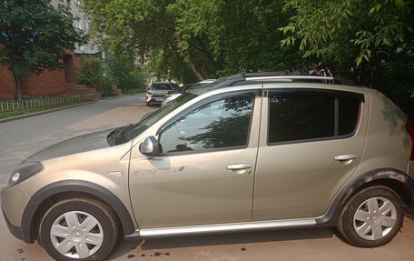 Renault Sandero I, 2013 год, 650 000 рублей, 3 фотография
