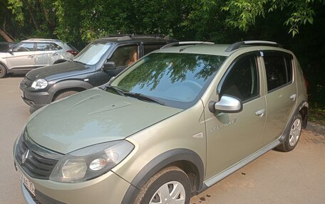 Renault Sandero I, 2013 год, 650 000 рублей, 4 фотография