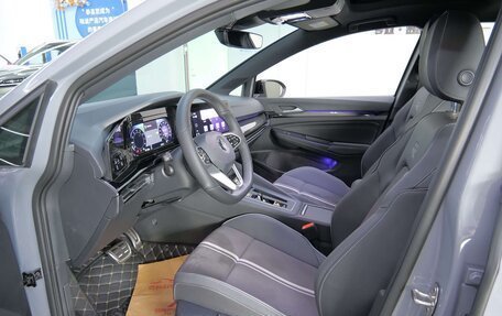 Volkswagen Golf VIII, 2023 год, 1 740 000 рублей, 8 фотография