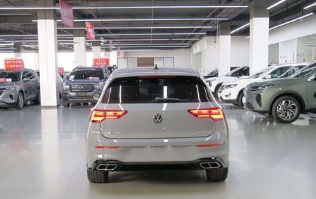 Volkswagen Golf VIII, 2023 год, 1 740 000 рублей, 5 фотография