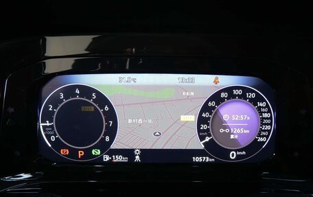 Volkswagen Golf VIII, 2023 год, 1 740 000 рублей, 13 фотография